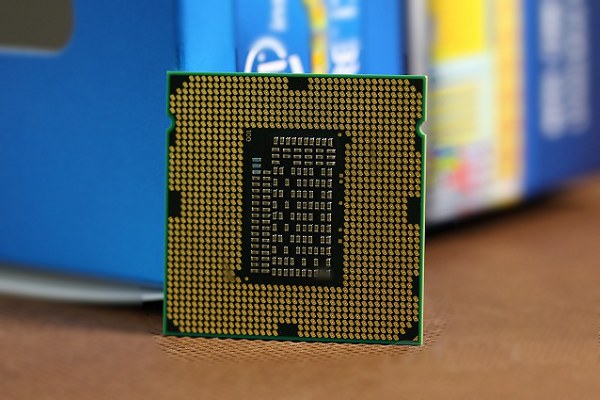 CPU主频和核数哪个重要?买CPU是选多核还是高主频?
