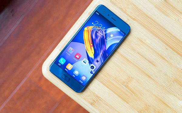 荣耀9和OPPO R11哪个好看?外观颜值对比