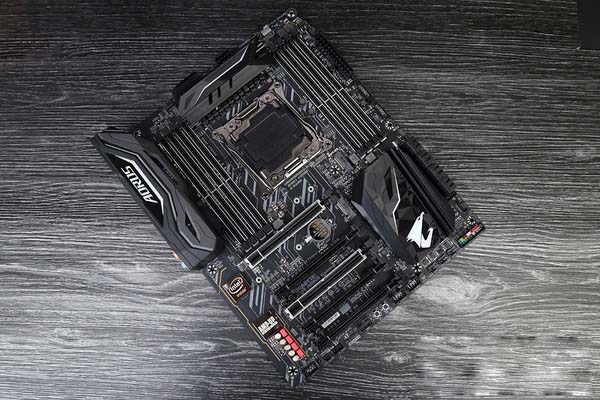 i9-7920X配什么主板好?i9-7920X主板搭配与参数详解