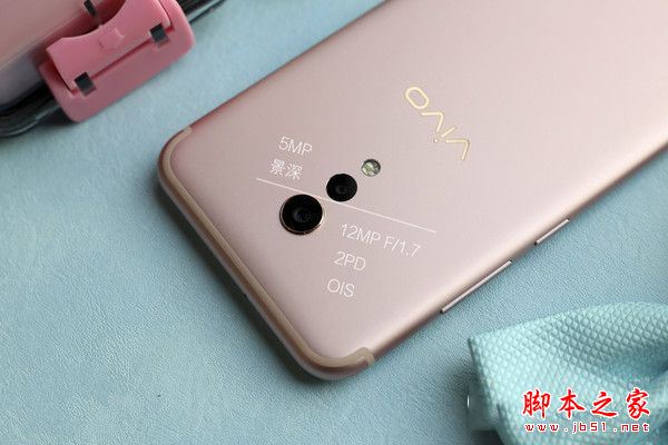 vivo Xplay6内部做工怎么样?vivo Xplay6手机拆机全过程图解教程