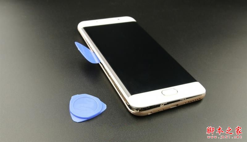 vivo Xplay6内部做工怎么样?vivo Xplay6手机拆机全过程图解教程