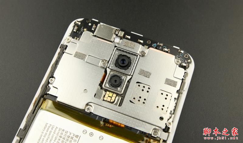 vivo Xplay6内部做工怎么样?vivo Xplay6手机拆机全过程图解教程