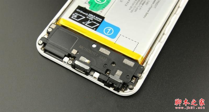 vivo Xplay6内部做工怎么样?vivo Xplay6手机拆机全过程图解教程