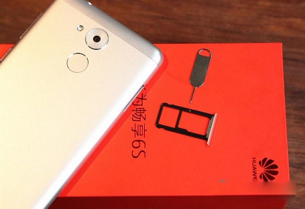 华为畅享6S怎么插卡/装卡?华为畅享6S SIM卡安装教程