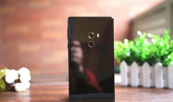 小米MIX后盖什么材质?小米MIX后盖怎么打开?