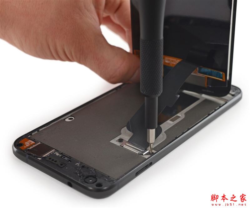 Pixel XL内部做工怎么样?谷歌Pixel XL手机拆机详解评测图文教程