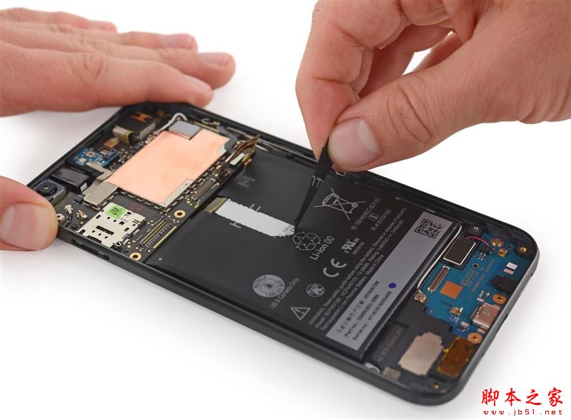 Pixel XL内部做工怎么样?谷歌Pixel XL手机拆机详解评测图文教程