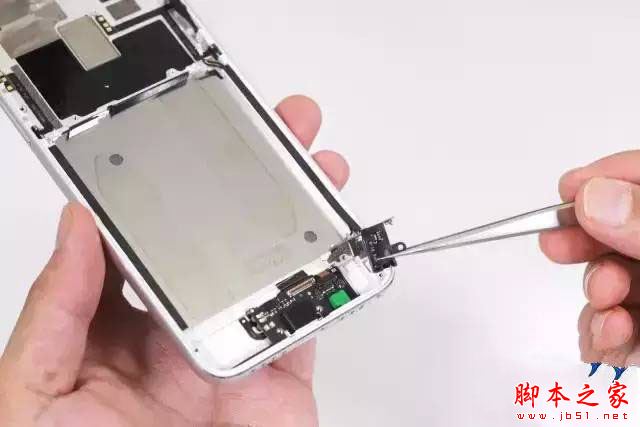 锤子M1拆解做工怎么样?锤子M1手机拆机全过程评测图解