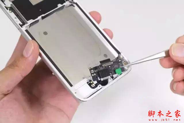 锤子M1拆解做工怎么样?锤子M1手机拆机全过程评测图解