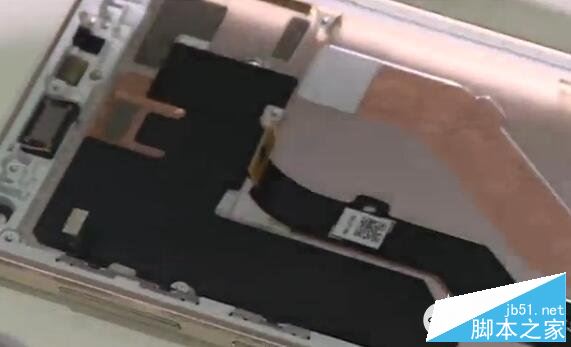 联想ZUK Edge内部做工怎么样？联想ZUK Edge拆机图解(附拆解视频)