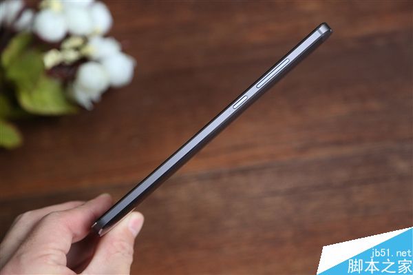 骁龙821加持!小米5s Plus开箱图赏:超轻薄双摄像头