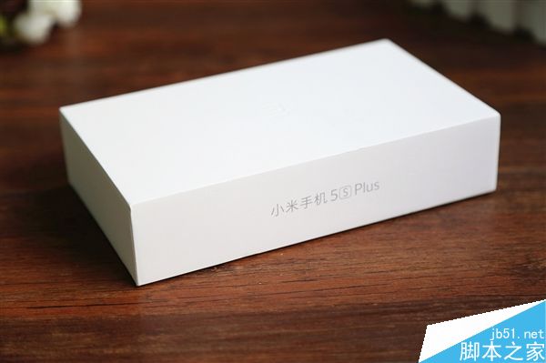 骁龙821加持!小米5s Plus开箱图赏:超轻薄双摄像头