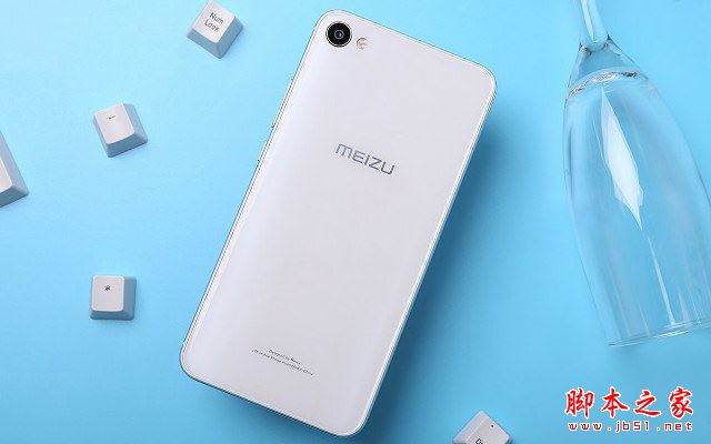 魅蓝X好看吗？魅蓝X珠光白色版手机真机图片图赏