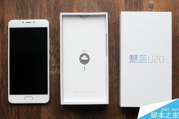 1299元!魅蓝新机U20开箱:双玻璃机身