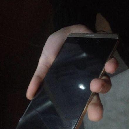 趁热打铁!MATE7还未抢到,MATE8即将发布,价格惊人