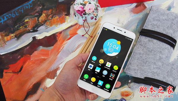 360手机N5和N4S哪个值得买？360手机N5与N4S骁龙版全面区别对比详细评测图解