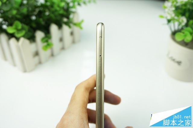 荣耀8青春版值得买吗？华为荣耀8青春版全面深度评测图解