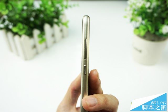荣耀8青春版值得买吗？华为荣耀8青春版全面深度评测图解