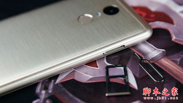 360N5怎么插卡/装卡?360手机N5 SIM卡安装图文教程