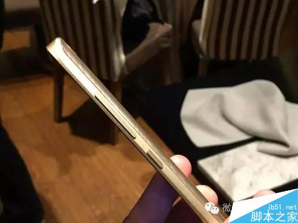 看 这就是小米5金色版！漂亮吗？
