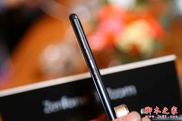 华硕ZenFone 3 Zoom值得买吗？华硕鹰眼3上手体验评测图解
