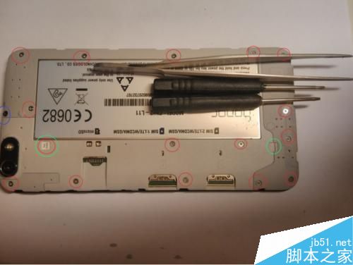 华为荣耀4X屏幕更换教程