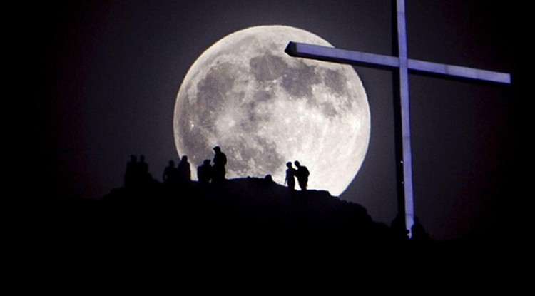 如何用iPhone拍出完美月亮 