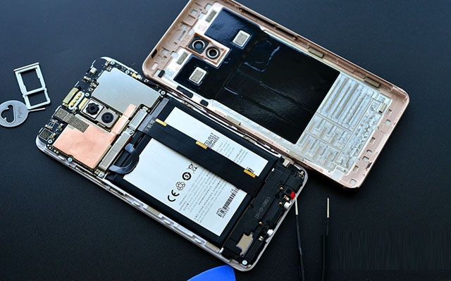 魅蓝Note6怎么打开后盖?魅蓝Note6打开后盖图文教程