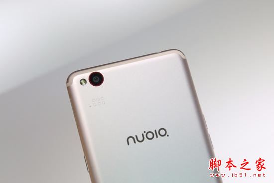 努比亚N2有几种颜色？努比亚nubia n2香槟金和黑金哪个颜色好看？ 