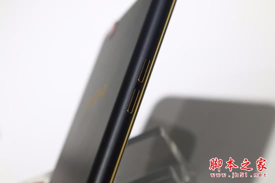 努比亚N2有几种颜色？努比亚nubia n2香槟金和黑金哪个颜色好看？ 