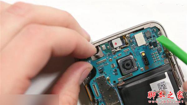 Galaxy S7 Edge详细拆解:割开铜管未见水冷