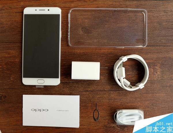 更喜欢哪个?金色/玫瑰金OPPO R9对比图赏