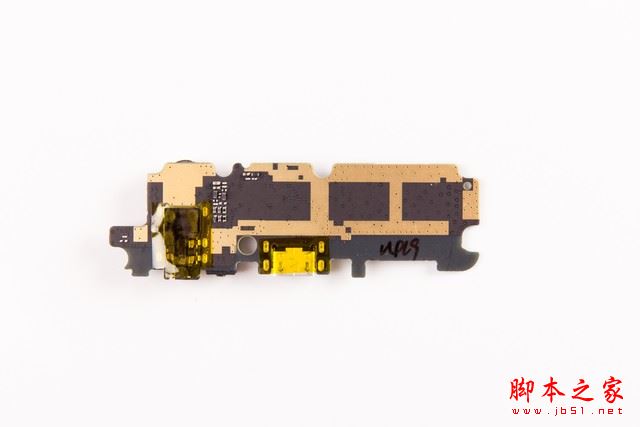 金立M7内部做工怎么样?金立M7拆机图解全过程评测