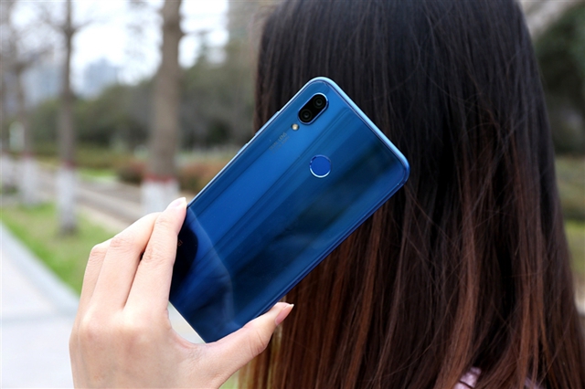 华为nova 3e值得买吗？华为nova 3e评测g