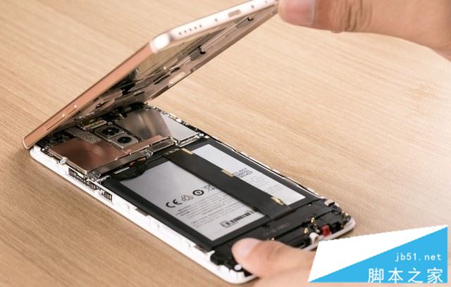 魅蓝Note6内部做工如何 魅蓝Note6拆机图解