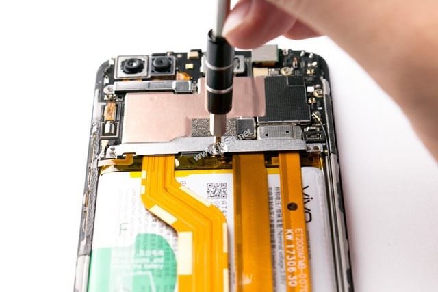 vivoX20拆解教程 vivo X20拆机图解全过程深度评测