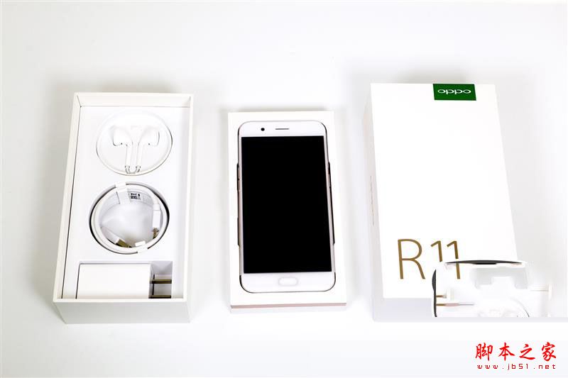 OPPO R11内部做工拆解如何?OPPO R11拆机详细图文评测