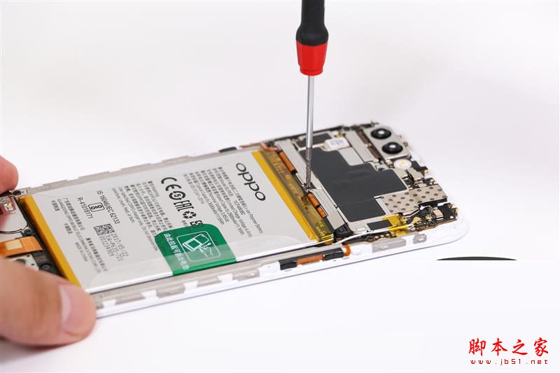 OPPO R11内部做工拆解如何?OPPO R11拆机详细图文评测