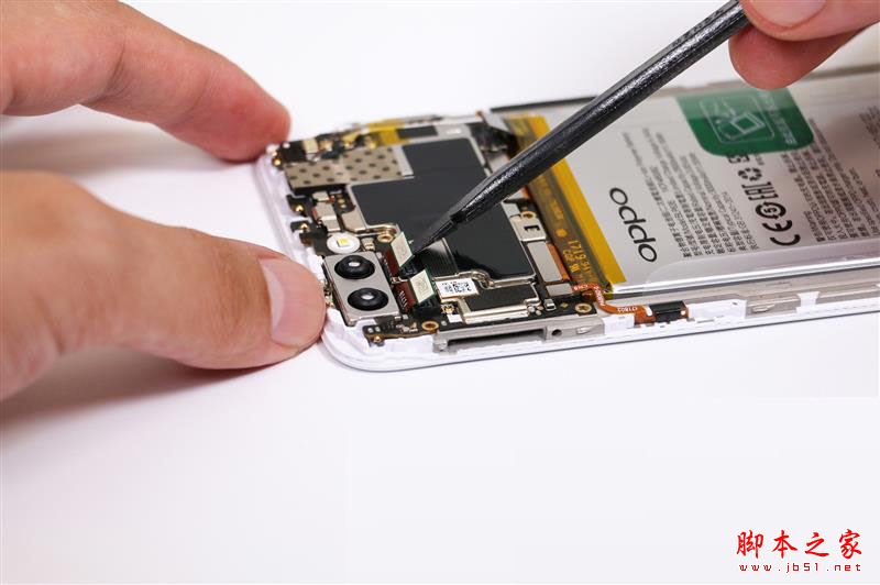 OPPO R11内部做工拆解如何?OPPO R11拆机详细图文评测