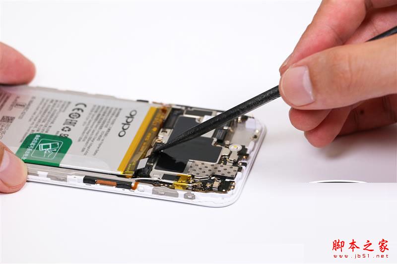 OPPO R11内部做工拆解如何?OPPO R11拆机详细图文评测