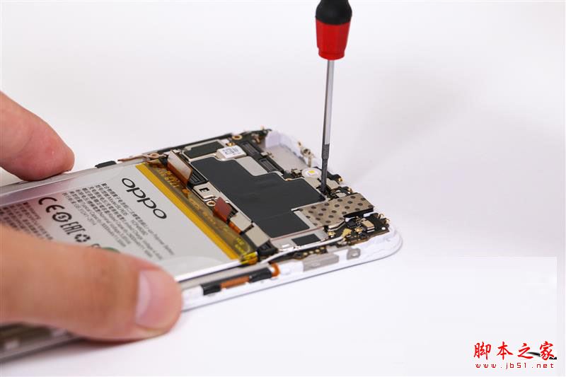 OPPO R11内部做工拆解如何?OPPO R11拆机详细图文评测