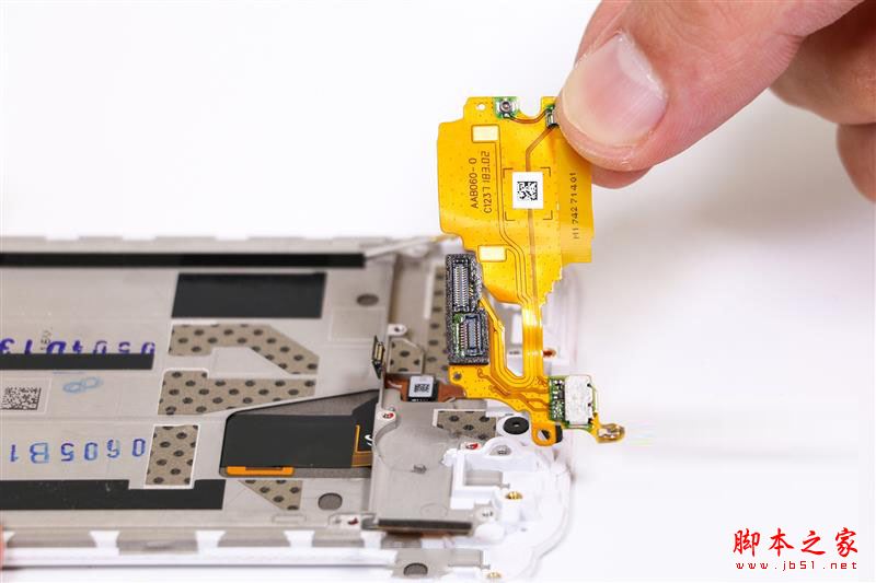 OPPO R11内部做工拆解如何?OPPO R11拆机详细图文评测