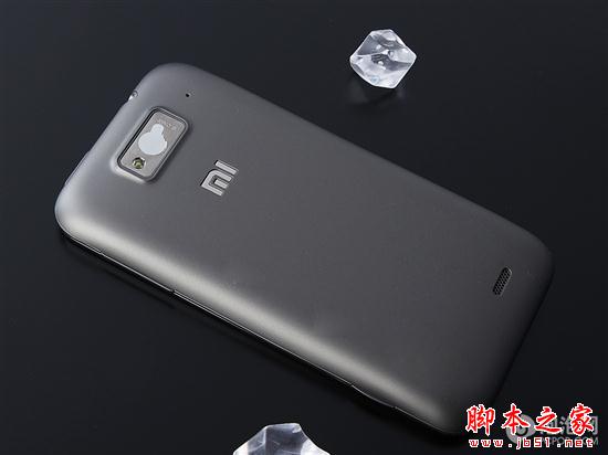 昔日“神器”全新升级 小米手机1S开箱