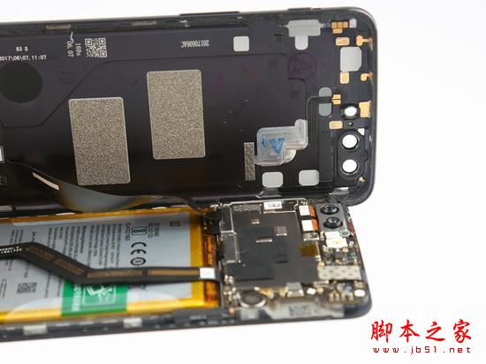 一加5手机内部做工怎么样?一加5手机拆机图文评测