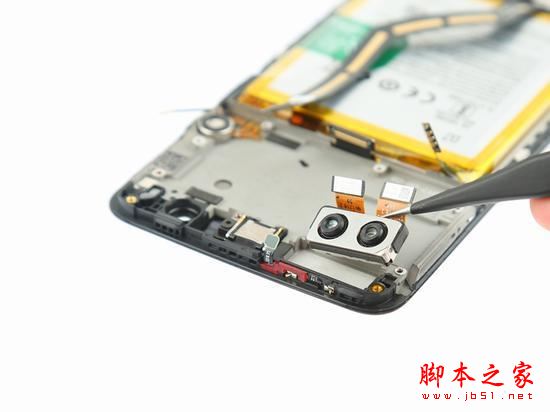 一加5手机内部做工怎么样?一加5手机拆机图文评测