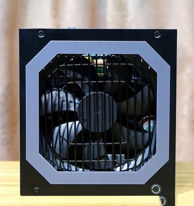 5.3GHz性能强悍！功耗和温度同样感人！&mdash;&mdash;i9 10900K平台使用经验分享