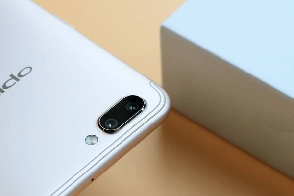 OPPOR11拍照究竟怎么样?OPPOR11拍照全面深度解析