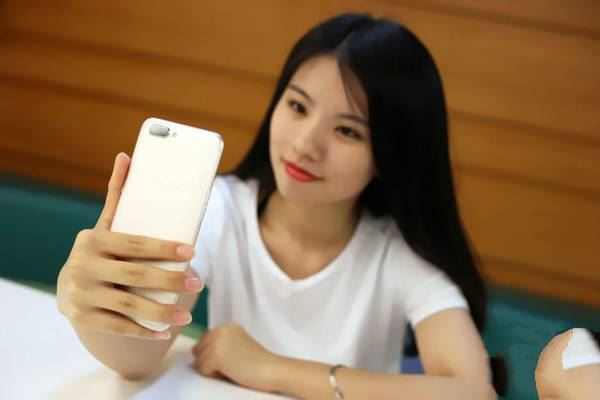 OPPOR11拍照究竟怎么样?OPPOR11拍照全面深度解析