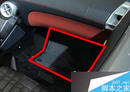 3DS MAX打造极品奔驰跑车 脚本之家 3DSMAX教程