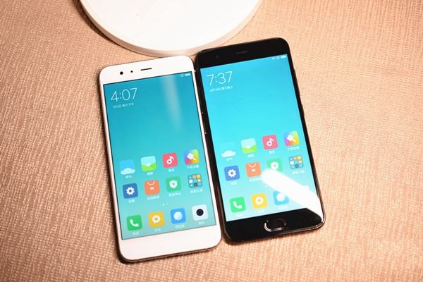 小米6白色和黑色哪个好看？小米6黑白双色真机对比图赏